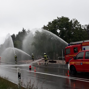 Einsatzabteilung Obertal: Testen der Wasserversorgung am Nationaparkzentrum